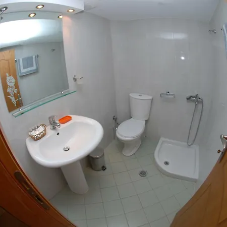 Hotel Nikos And