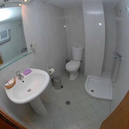 Hotel Nikos And Sarande